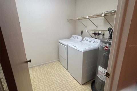 Condominio en venta en Bradenton, Florida, 2 dormitorios, 96.99 m2 № 1791715 - foto 5