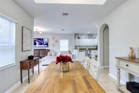 House in Homestead, Florida 4 bedrooms № 1779305 - photo 16