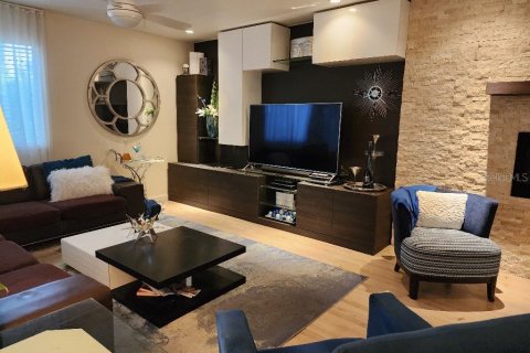 Condominio en venta en Altamonte Springs, Florida, 3 dormitorios, 164.9 m2 № 1827066 - foto 2