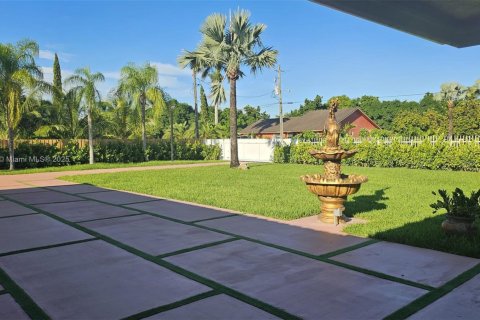 Casa en venta en Miami, Florida, 5 dormitorios, 287.16 m2 № 1479086 - foto 6