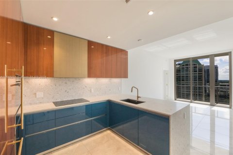 Copropriété à louer à Miami, Floride: 2 chambres, 90.67 m2 № 1865090 - photo 3