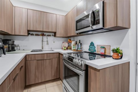 House in West Park, Florida 3 bedrooms, 104.05 sq.m. № 1997799 - photo 8