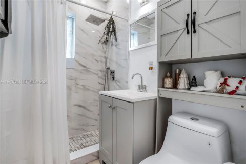 House in West Park, Florida 3 bedrooms, 104.05 sq.m. № 1997799 - photo 10