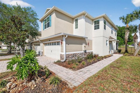 Adosado en Winter Garden, Florida 3 dormitorios, 170.94 m2 № 2105764