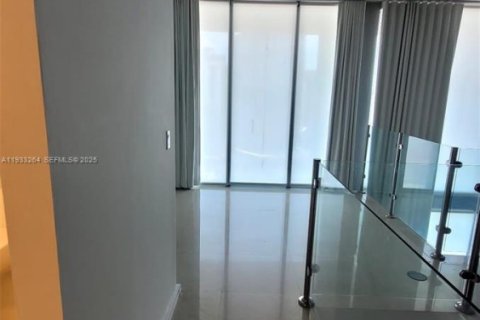 Condo in Miami, Florida  № 1991175 - photo 5