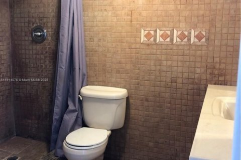 Купить кондоминиум в Майами, Флорида 2 спальни, 122.35м2, № 1970722 - фото 19