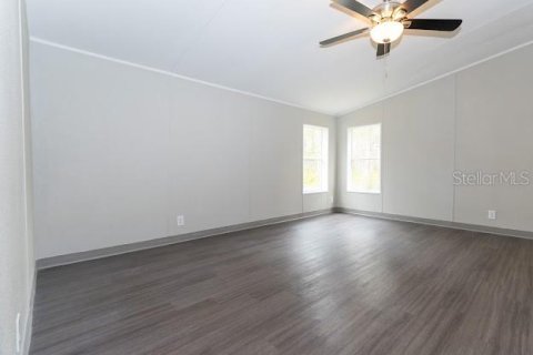 Apartment in New Port Richey, Florida 4 bedrooms, 165.55 sq.m. № 1865906 - photo 9