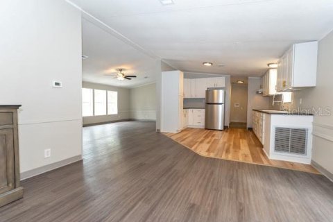 Apartment in New Port Richey, Florida 4 bedrooms, 165.55 sq.m. № 1865906 - photo 6