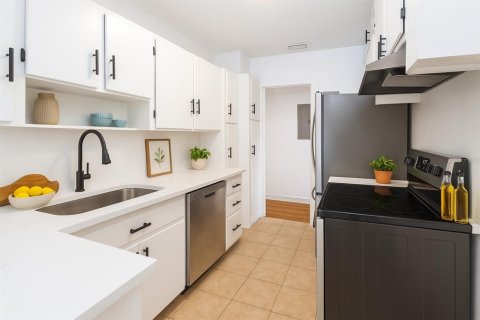 House in Jacksonville, Florida 3 bedrooms, 109.25 sq.m. № 1899876 - photo 4