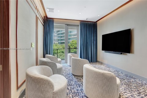 Condo in Miami, Florida, 2 bedrooms  № 1863743 - photo 20