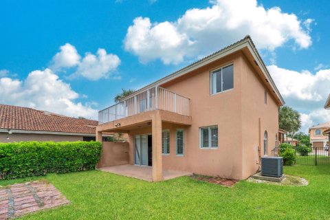 Villa ou maison à vendre à Royal Palm Beach, Floride: 4 chambres, 191.19 m2 № 2262016 - photo 10