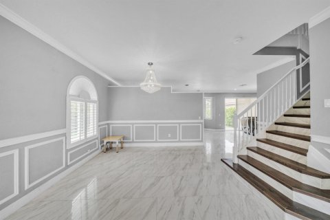 Villa ou maison à vendre à Royal Palm Beach, Floride: 4 chambres, 191.19 m2 № 2262016 - photo 5