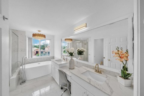Villa ou maison à vendre à Royal Palm Beach, Floride: 4 chambres, 191.19 m2 № 2262016 - photo 13