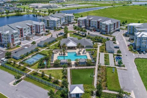 Condominio en venta en Orlando, Florida, 2 dormitorios, 143.91 m2 № 1527716 - foto 1