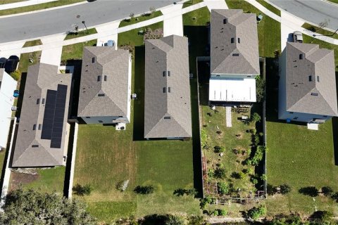 House in Davenport, Florida 3 bedrooms, 150.97 sq.m. № 2235544 - photo 24