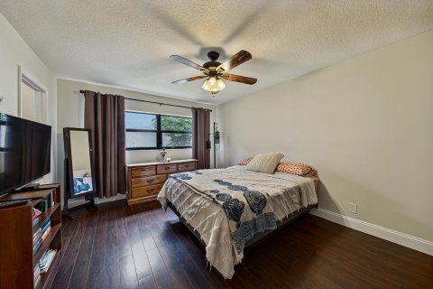 Condominio en venta en Coconut Creek, Florida, 2 dormitorios, 102.19 m2 № 2085073 - foto 25