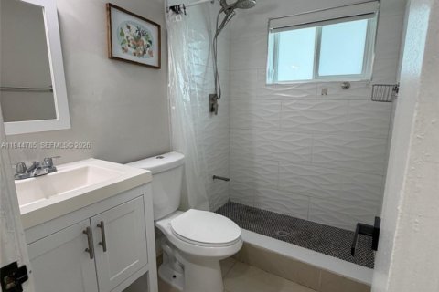 Villa ou maison à louer à Cutler Bay, Floride: 4 chambres, 147.25 m2 № 2001142 - photo 12