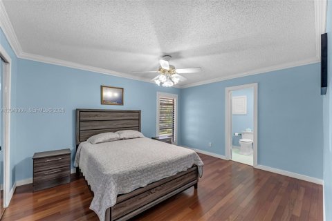 Villa ou maison à louer à Miami, Floride: 5 chambres, 448.72 m2 № 2178254 - photo 27