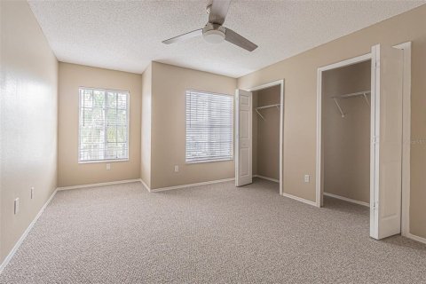 Adosado en alquiler en Brandon, Florida, 2 dormitorios, 148.18 m2 № 1882752 - foto 9