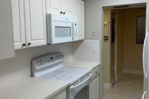 Copropriété à louer à Plantation, Floride: 2 chambres, 112.41 m2 № 2261354 - photo 4