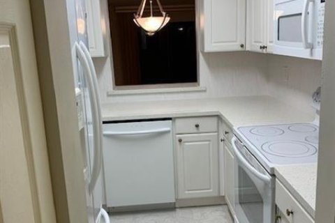 Copropriété à louer à Plantation, Floride: 2 chambres, 112.41 m2 № 2261354 - photo 2