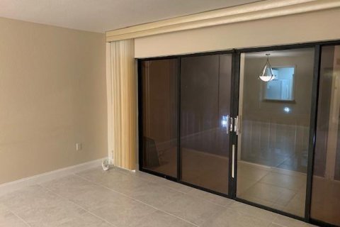 Copropriété à louer à Plantation, Floride: 2 chambres, 112.41 m2 № 2261354 - photo 11
