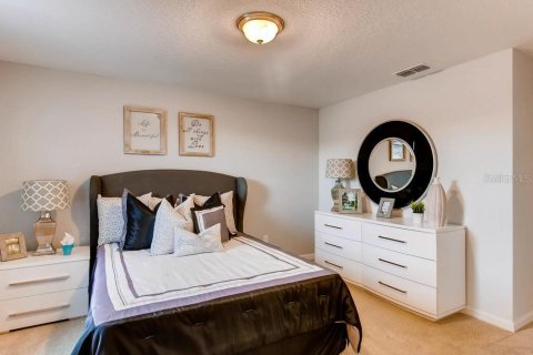 Townhouse in Apopka, Florida 3 bedrooms, 145.67 sq.m. № 1879214 - photo 13