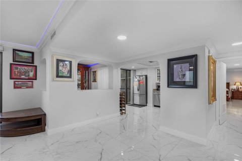 Купить кондоминиум в Клируотер, Флорида 6 комнат, 175.59м2, № 1900121 - фото 16