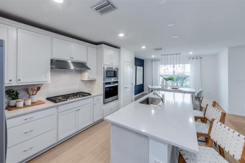 Villa ou maison à vendre à Davenport, Floride: 5 chambres, 242.94 m2 № 2435217 - photo 5