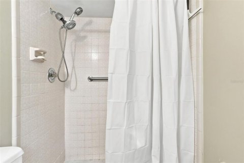 Villa ou maison à vendre à Titusville, Floride: 3 chambres, 125.6 m2 № 2313424 - photo 15