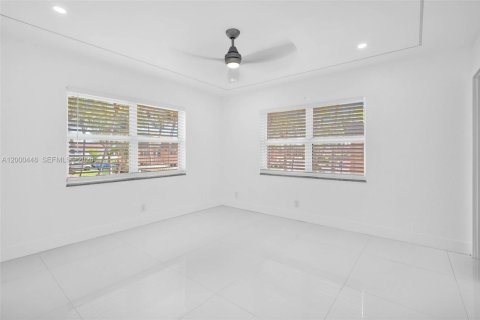 Снять в аренду кондоминиум в Дирфилд-Бич, Флорида 2 спальни, 72м2, № 2065300 - фото 12