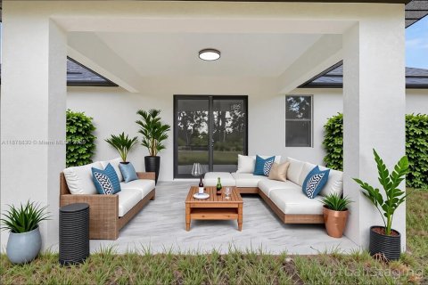 House in Lehigh Acres, Florida 3 bedrooms, 115.11 sq.m. № 1927775 - photo 9