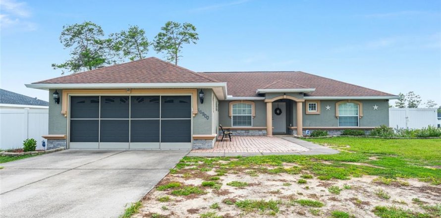 Villa ou maison à Ocala, Floride 3 chambres, 160.26 m2 № 2207222