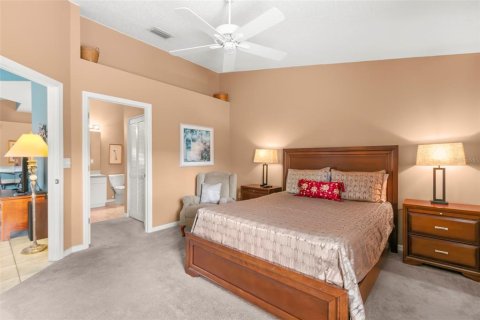 Condo in Sun City Center, Florida, 2 bedrooms  № 1569923 - photo 21