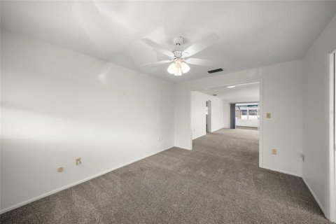 Condo in Sarasota, Florida, 2 bedrooms  № 2238805 - photo 4