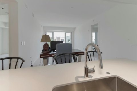 Купить кондоминиум в Клируотер, Флорида 3 комнаты, 132.66м2, № 1901248 - фото 15