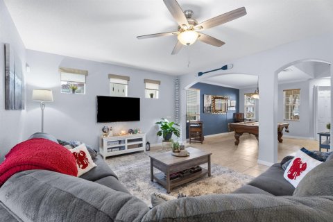 House in Hobe Sound, Florida 4 bedrooms, 256.04 sq.m. № 2083223 - photo 8