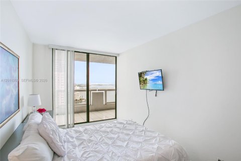 Condo in Miami, Florida, 3 bedrooms № 2154874 - photo 8