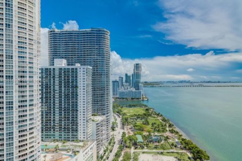 Condo in Miami, Florida, 3 bedrooms № 2154874 - photo 15