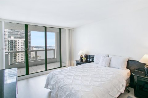 Condo in Miami, Florida, 3 bedrooms № 2154874 - photo 11