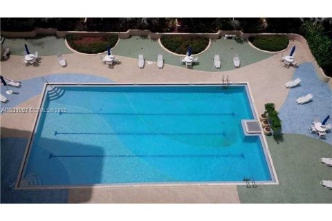 Condominio en venta en Coral Gables, Florida, 2 dormitorios, 104.89 m2 № 1990390 - foto 25