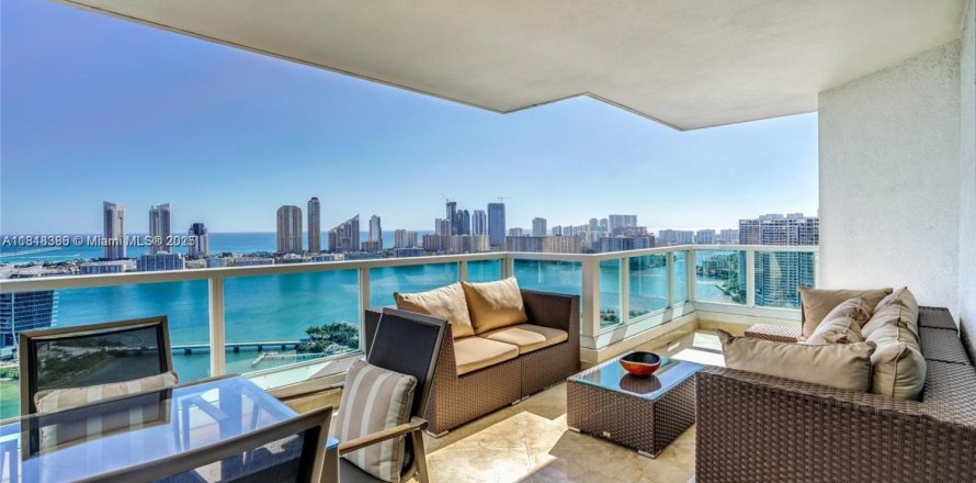 Condo in Aventura, Florida, 3 bedrooms № 1776248