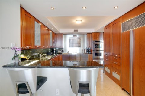 Condo in Aventura, Florida, 3 bedrooms  № 1776248 - photo 11