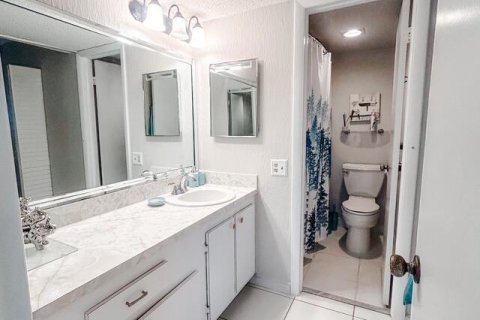 Condo in Tamarac, Florida, 1 bedroom  № 2087982 - photo 7