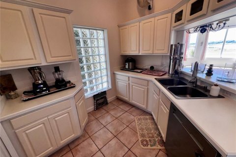 House in Orlando, Florida 3 bedrooms, 184.97 sq.m. № 1796971 - photo 13