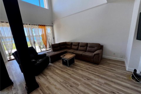 House in Orlando, Florida 3 bedrooms, 184.97 sq.m. № 1796971 - photo 3