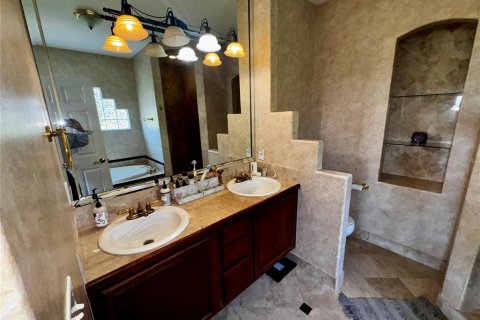 House in Orlando, Florida 3 bedrooms, 184.97 sq.m. № 1796971 - photo 25