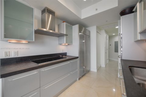 Copropriété à louer à Sunny Isles Beach, Floride: 2 chambres, 119.75 m2 № 1825820 - photo 7
