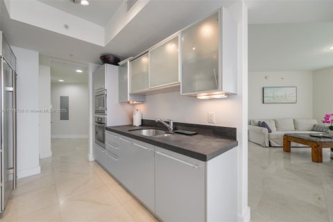 Copropriété à louer à Sunny Isles Beach, Floride: 2 chambres, 119.75 m2 № 1825820 - photo 9