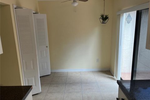 Copropriété à louer à Orlando, Floride: 2 chambres, 102.56 m2 № 2373835 - photo 7